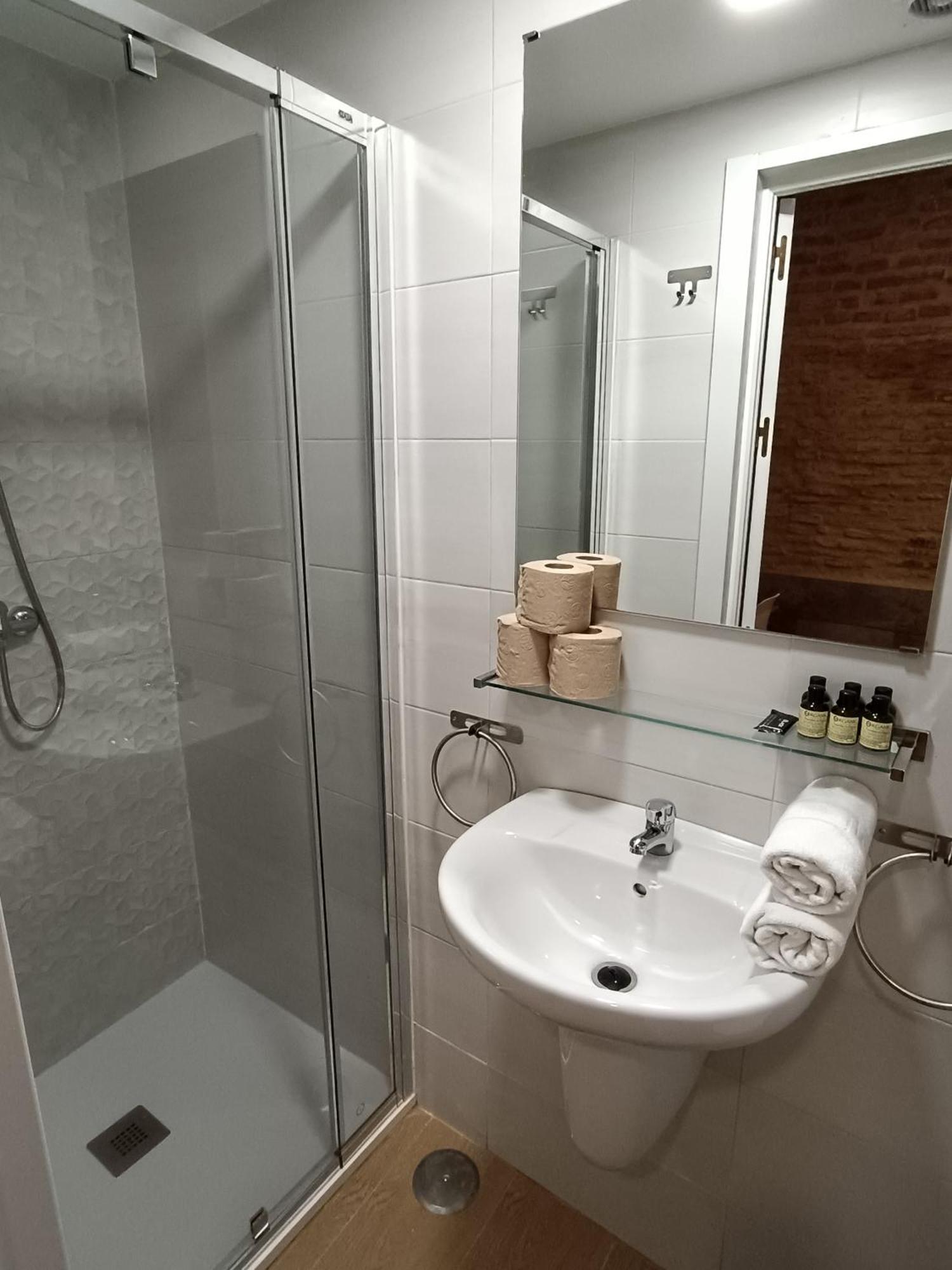 Almona Puente De Barcas - Kainga Homes Seville Ngoại thất bức ảnh